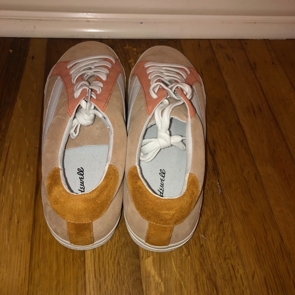 Low-Top Sneakers in Colorblock Suede - Picture 3 of 5